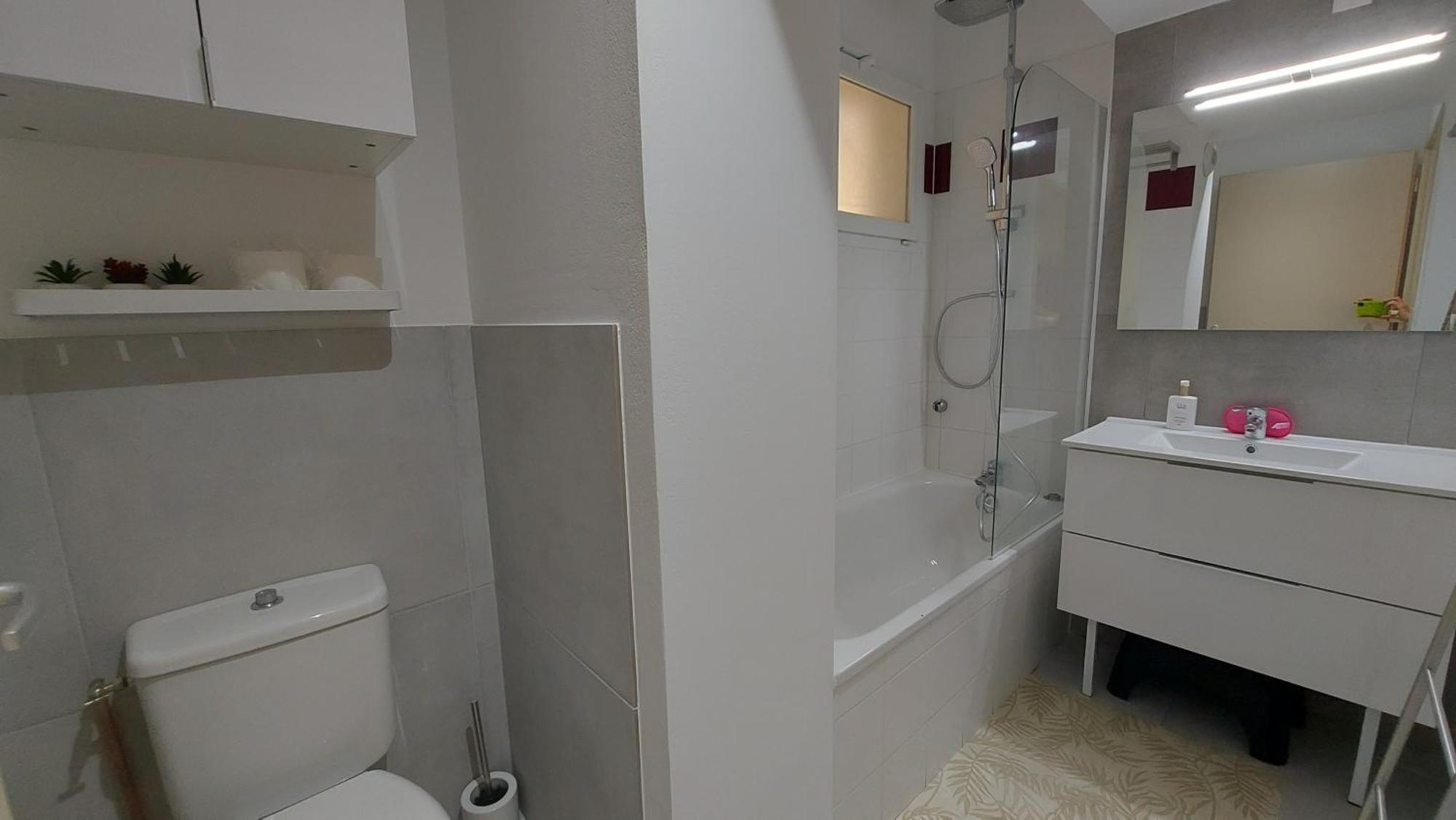 T2, 50M Du Lac, Piscine, Wifi, Jardin Terrasse Sans Vis-A-Vis, 1 A 4 Pers Aureilhan  المظهر الخارجي الصورة